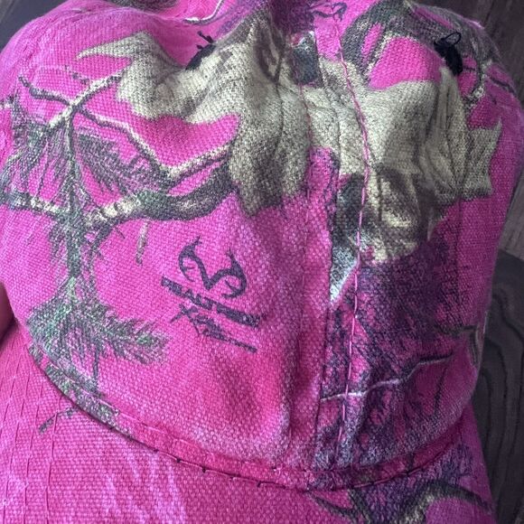 Realtree Hot Pink Camo Hat 6 Panel Curved Bill Adjustable Soft Cotton - Picture 9 of 11